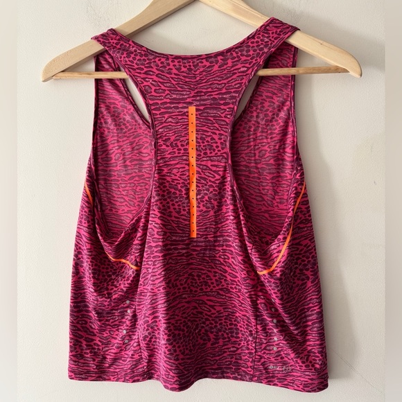Nike Dri-Fit Pink Pink Leopard Print Racerback Tank Top Slightly Cropped - Picture 3 of 4